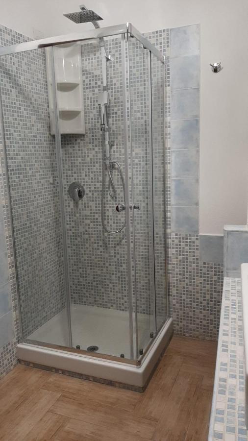 Civico 16A - Apartment - With Private Parking Куарту-Сант'Елена Екстер'єр фото
