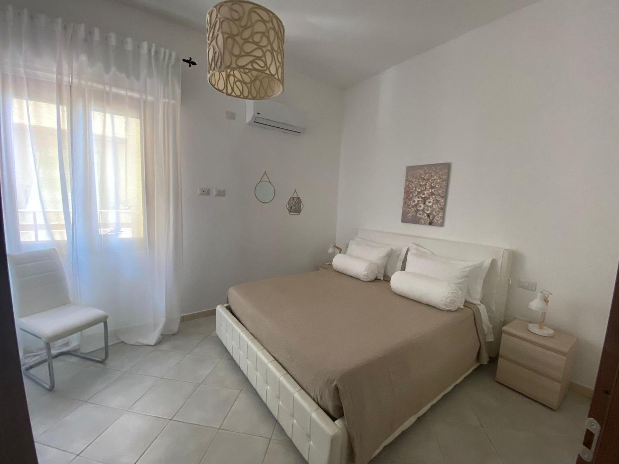 Civico 16A - Apartment - With Private Parking Куарту-Сант'Елена Екстер'єр фото